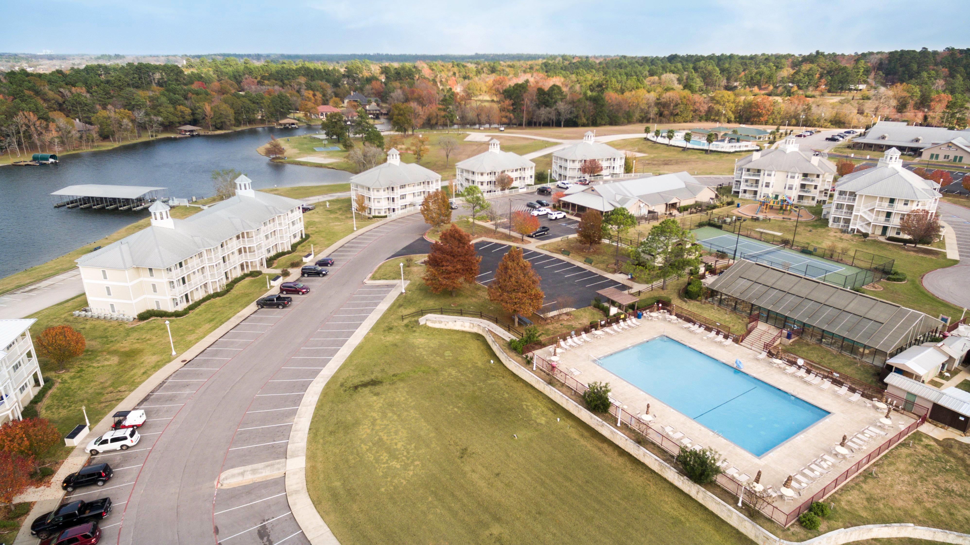 Holiday Inn Club Vacations Piney Shores Resort At Lake Conroe Exterior photo