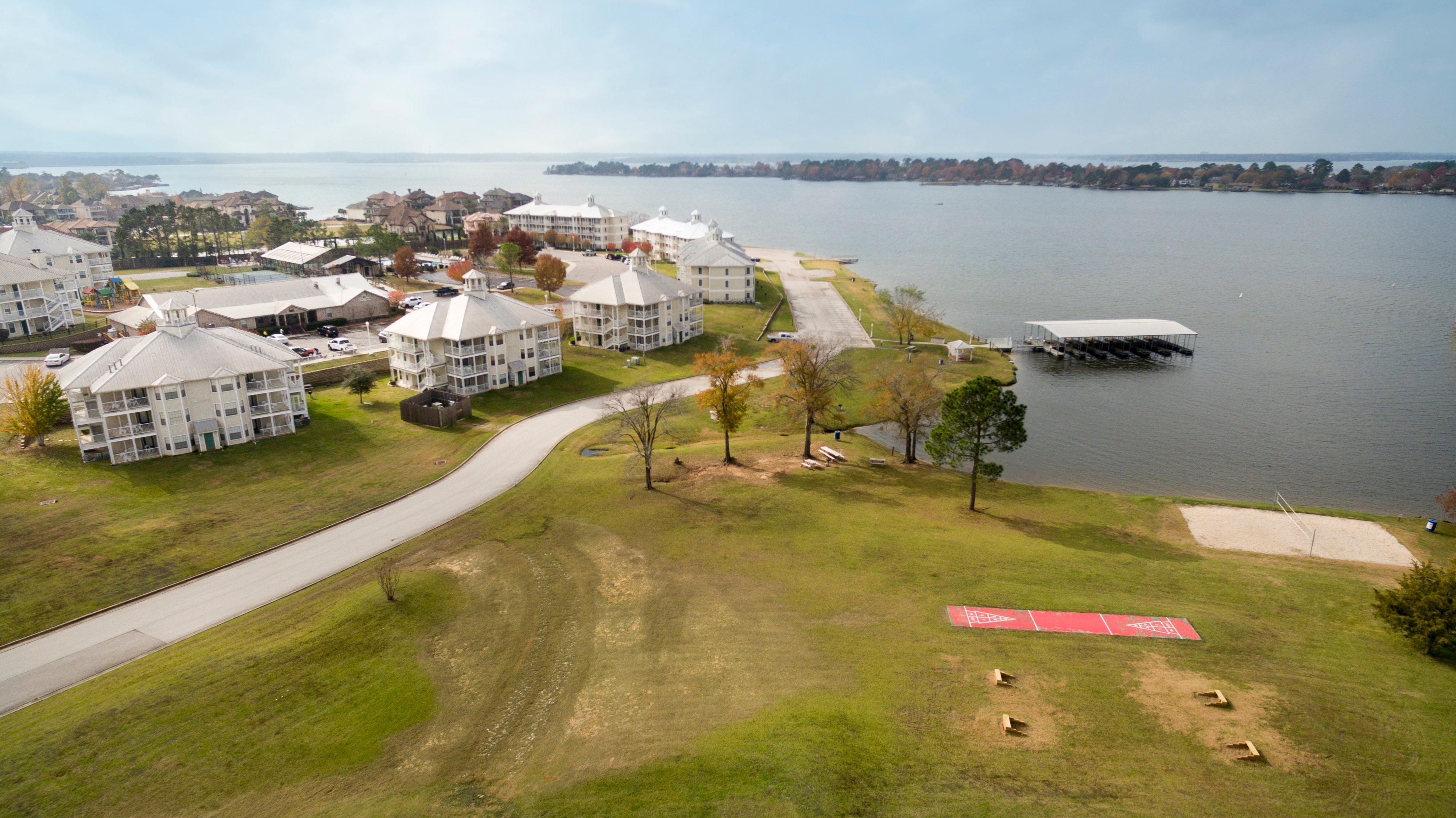 Holiday Inn Club Vacations Piney Shores Resort At Lake Conroe Exterior photo