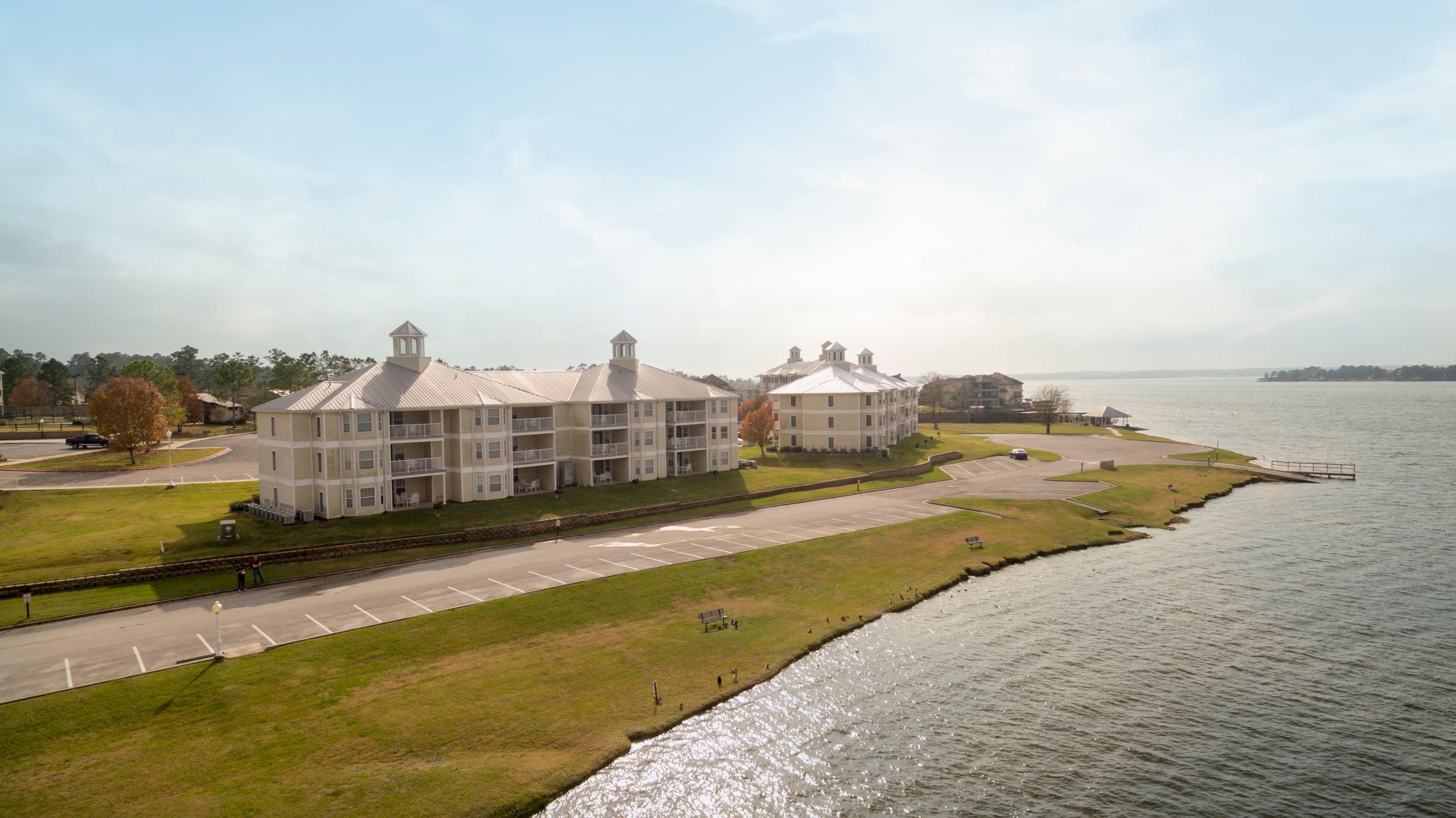 Holiday Inn Club Vacations Piney Shores Resort At Lake Conroe Exterior photo