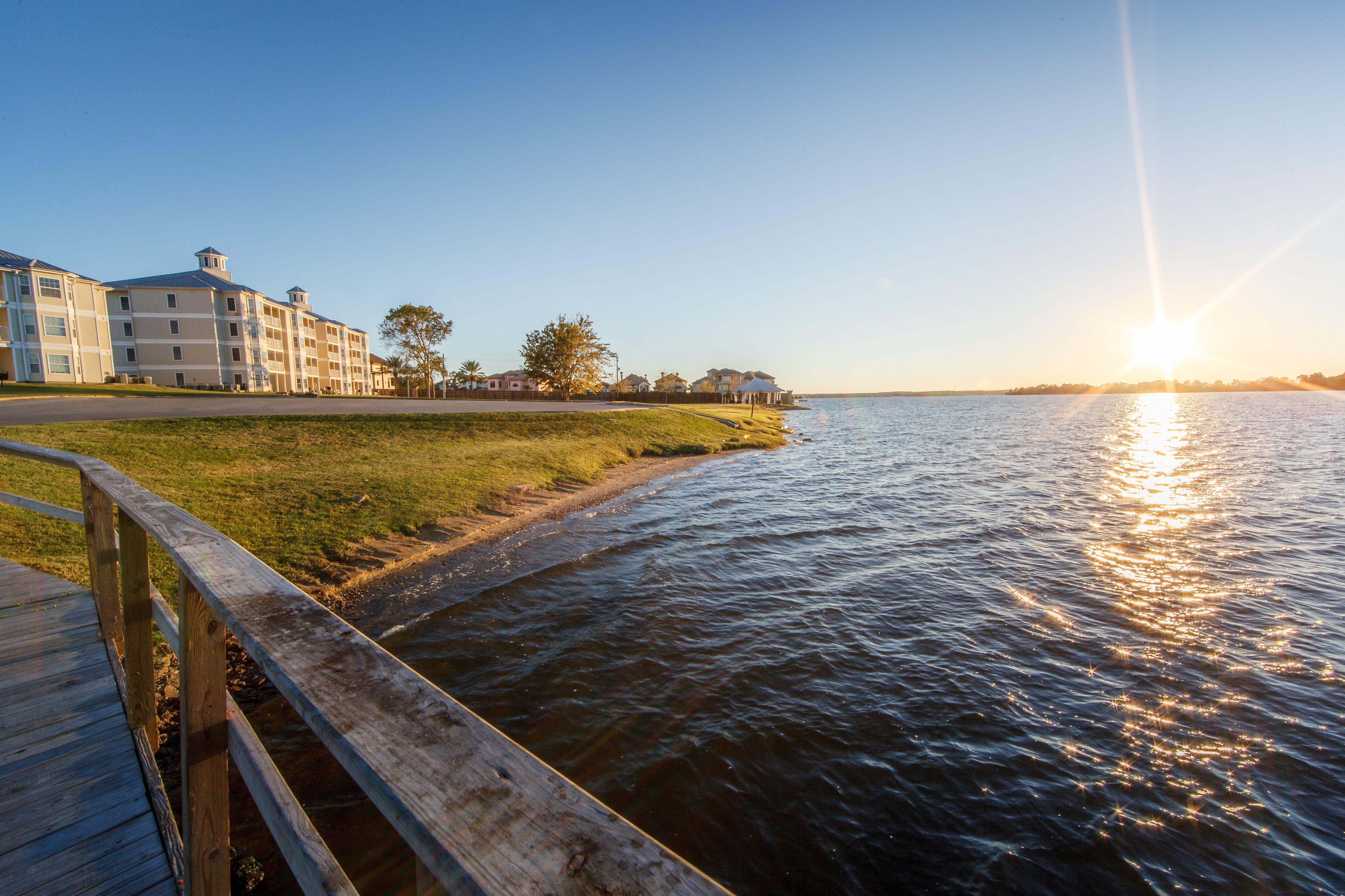 Holiday Inn Club Vacations Piney Shores Resort At Lake Conroe Exterior photo